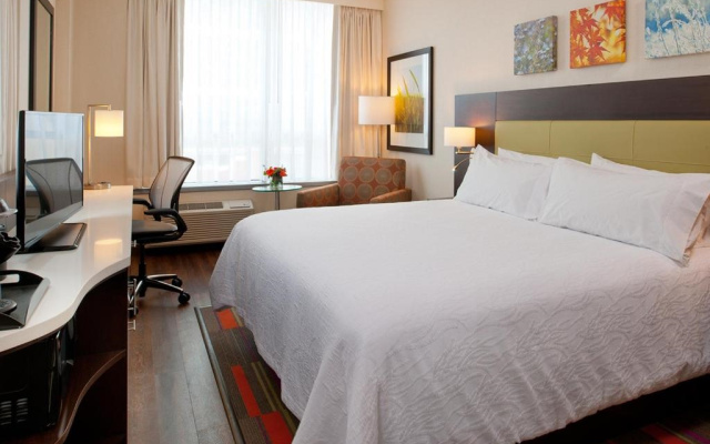 Corner room