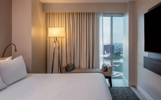 Corner Double Suite