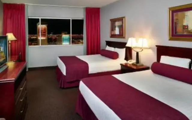South Tower Premium Quadruple room