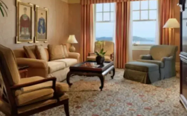 1 Bedroom Suite with city scape view