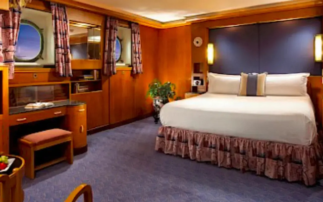 Full Double Suite