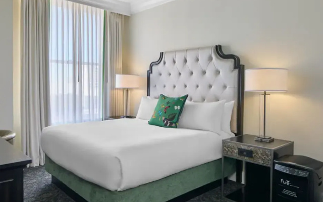 Pure (R) Wellness room