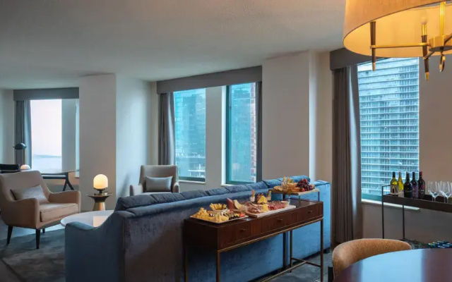 Illinois Suite