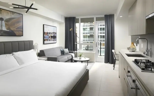 Level Double Suite