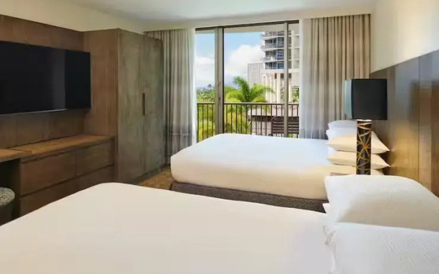 1 Bedroom Twin Suite with pool view
