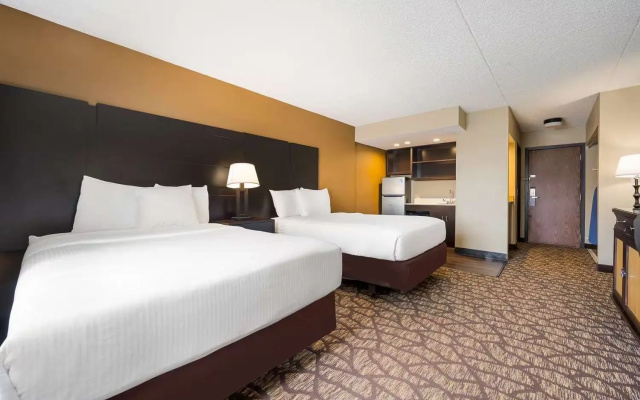 Quadruple Suite