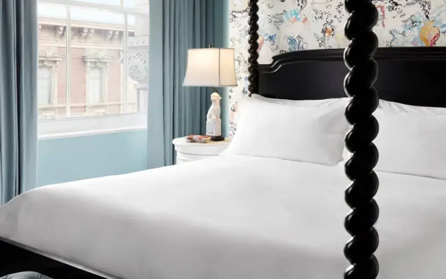 First Lady Caroline Harrison Suite