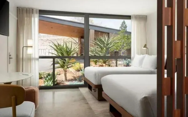 Deluxe Quadruple room