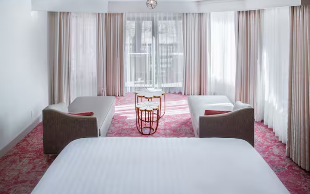 Grand Suite with river view