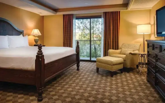 Double Suite with balcony and with water view
