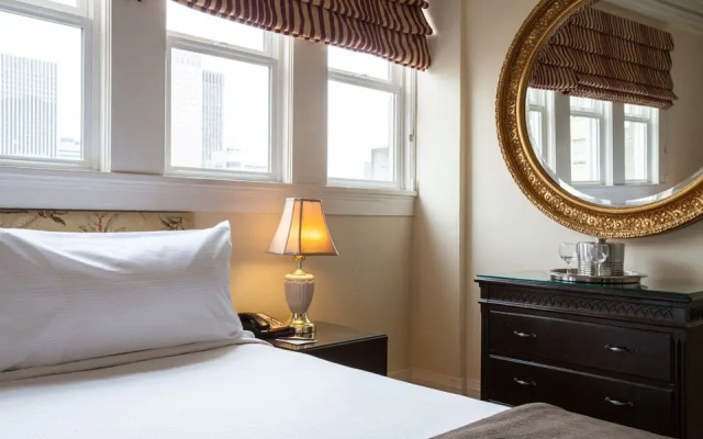 Executive Presidential Double Coppola Suite
