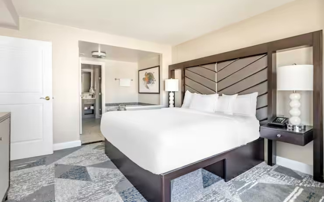 2 Bedrooms Suite