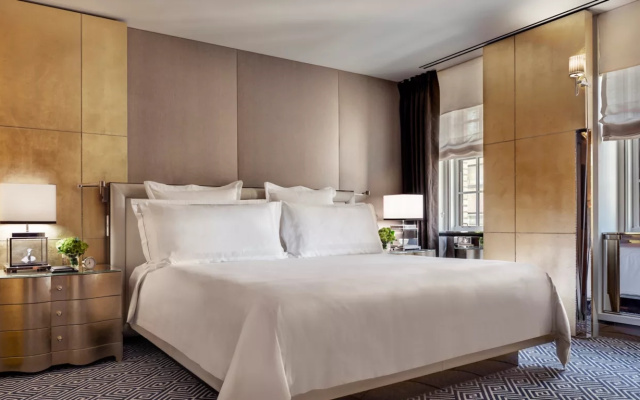 Carlyle Double Suite
