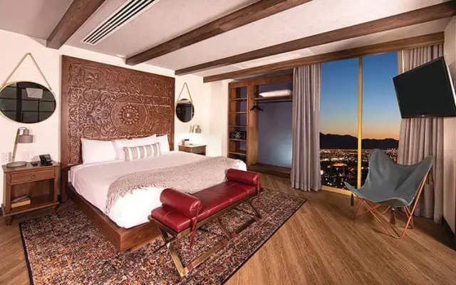 Tower Premium Suite
