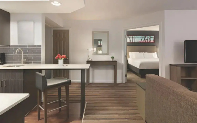2 Bedrooms Quadruple Suite