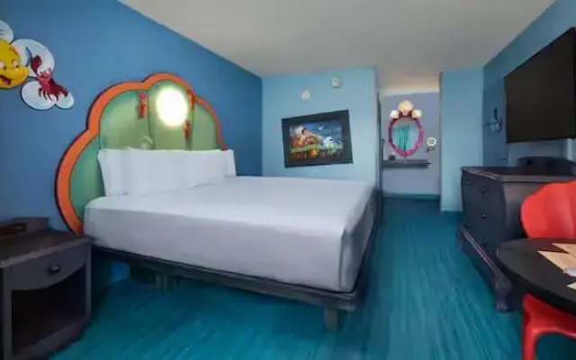 Accessible Hearing Visual Alarms and Notifications Double The Little Mermaid Standard room