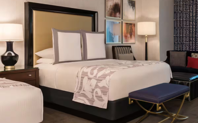 Augustus Twin room with fontain view