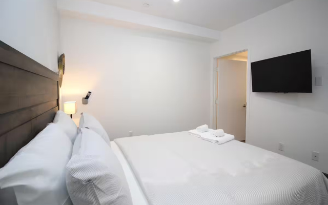 3 Bedrooms Sextuple Duplex Suite