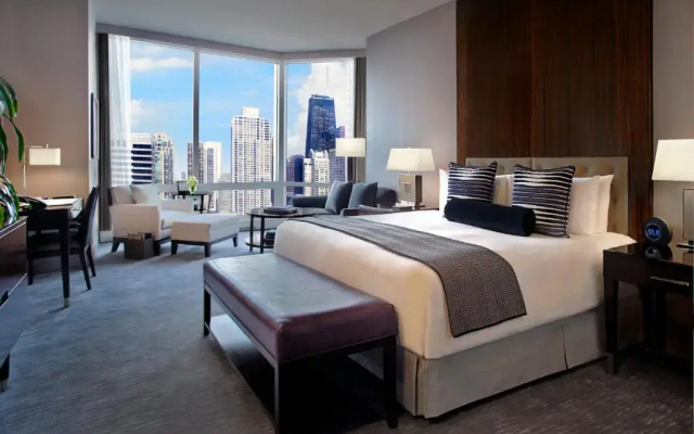 Deluxe room with city view