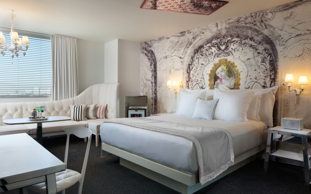 Alexandria Double room