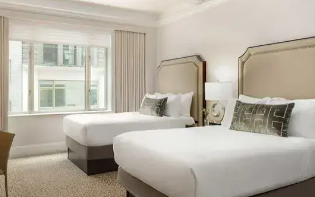 Premier room