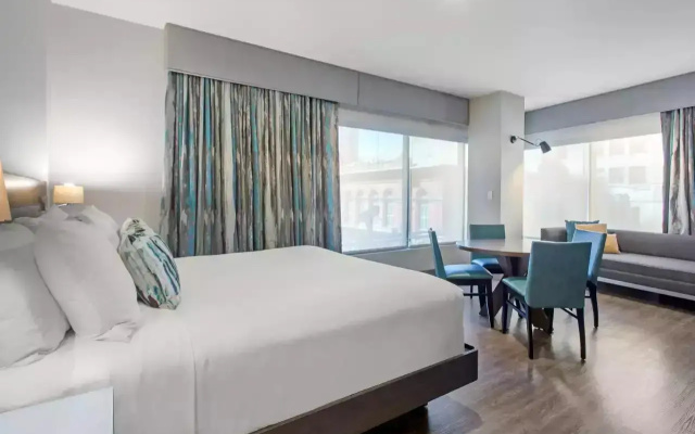 Corner Double room