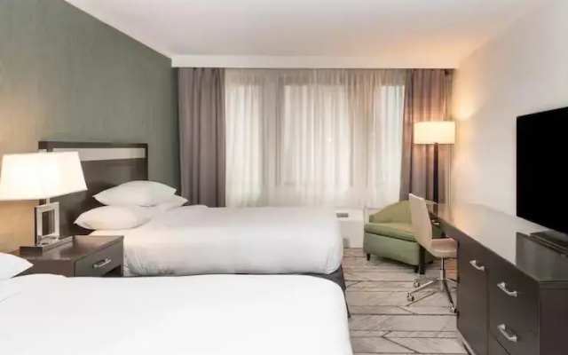 Corner Twin room