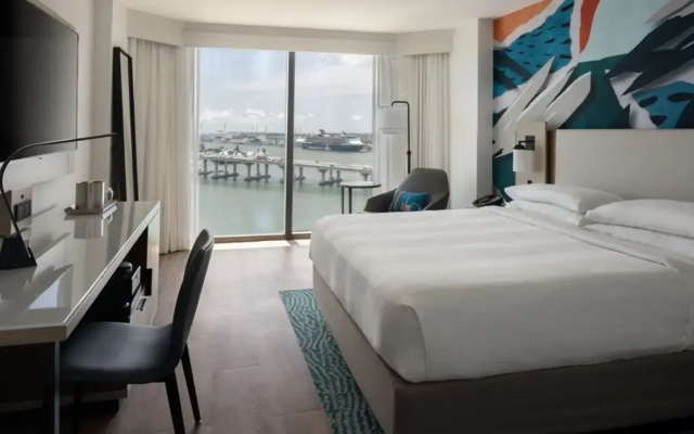 Double room with Biscayne Bay view