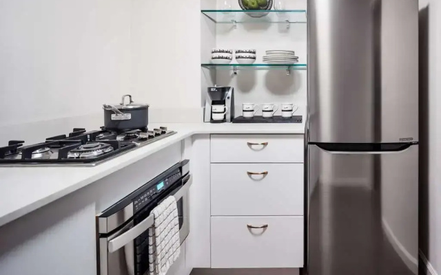 1 Bedroom Accessible Terrace Suite