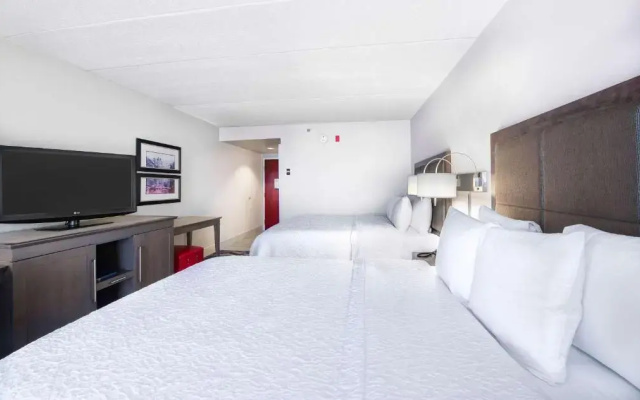 1 Bedroom With Kitchen Quadruple Suite