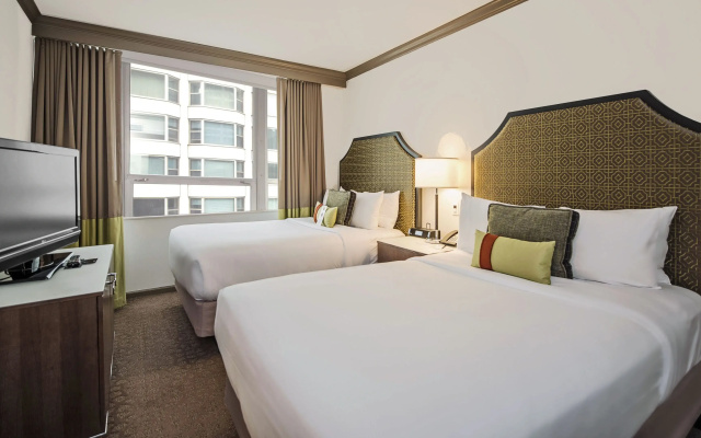 1 Bedroom Grand Tower Twin Suite