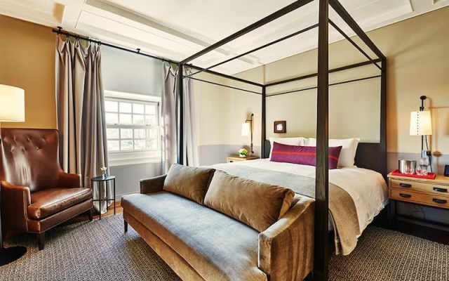 Roosevelt Double Suite