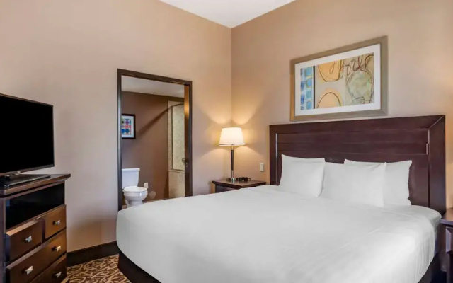 2 Bedrooms Suite