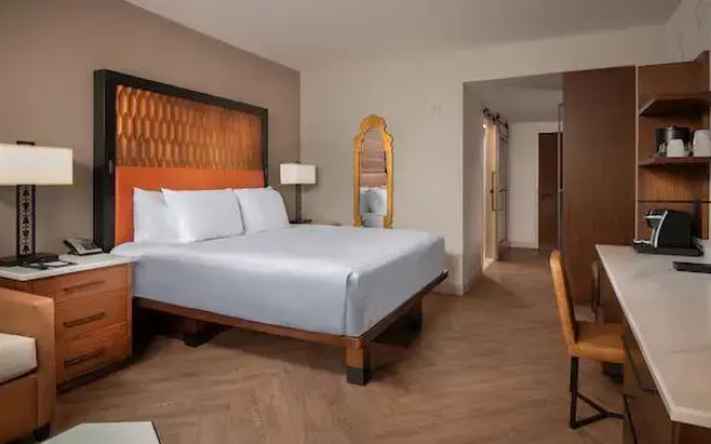 Tower room Standard view
