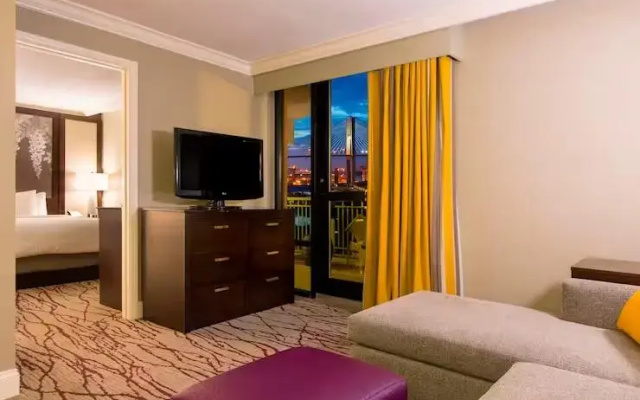 Whirlpool Suite