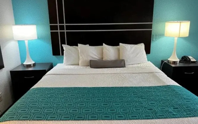 Mobility/Hearing Accessible Double room
