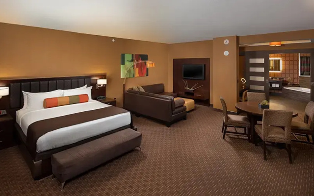 East End Rush Tower Double Suite