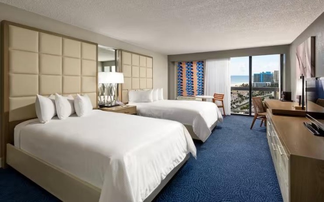 Quadruple room with partial ocean view