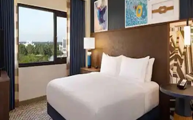 1 Bedroom Patio Suite