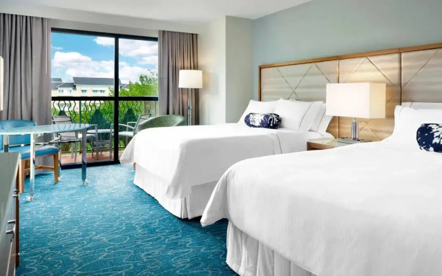 Deluxe Guest room with balcony and with Resort view