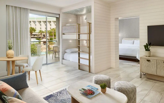 Resort Double Suite with balcony and with resort view