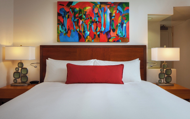 Mailani Tower Suite with ocean view