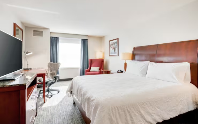 Mobility Accessible W/ Roll in Shower Double room
