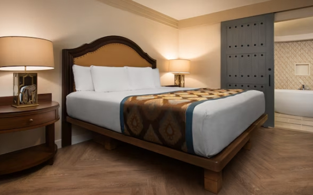 Village Executive Suite