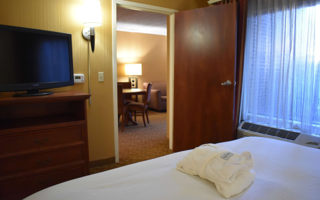 1 Bedroom Accessible Double Suite