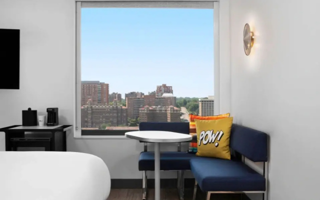 Urban Quadruple room