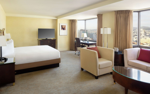 Deluxe view Quadruple Junior Suite