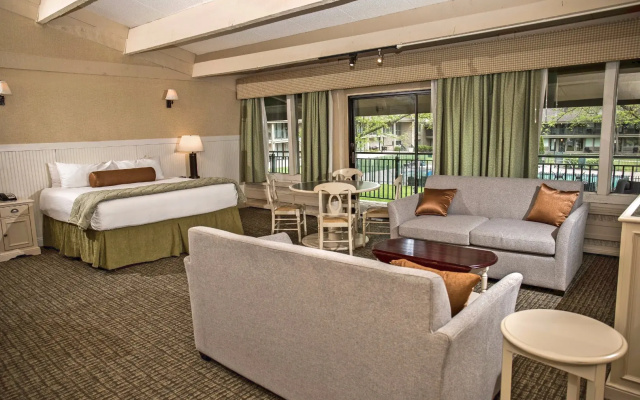 Pool View Double Suite