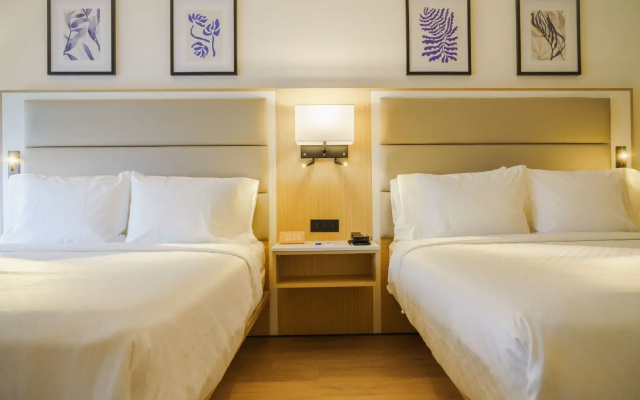 Deluxe Quadruple room