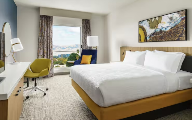 Double room with mountain view
